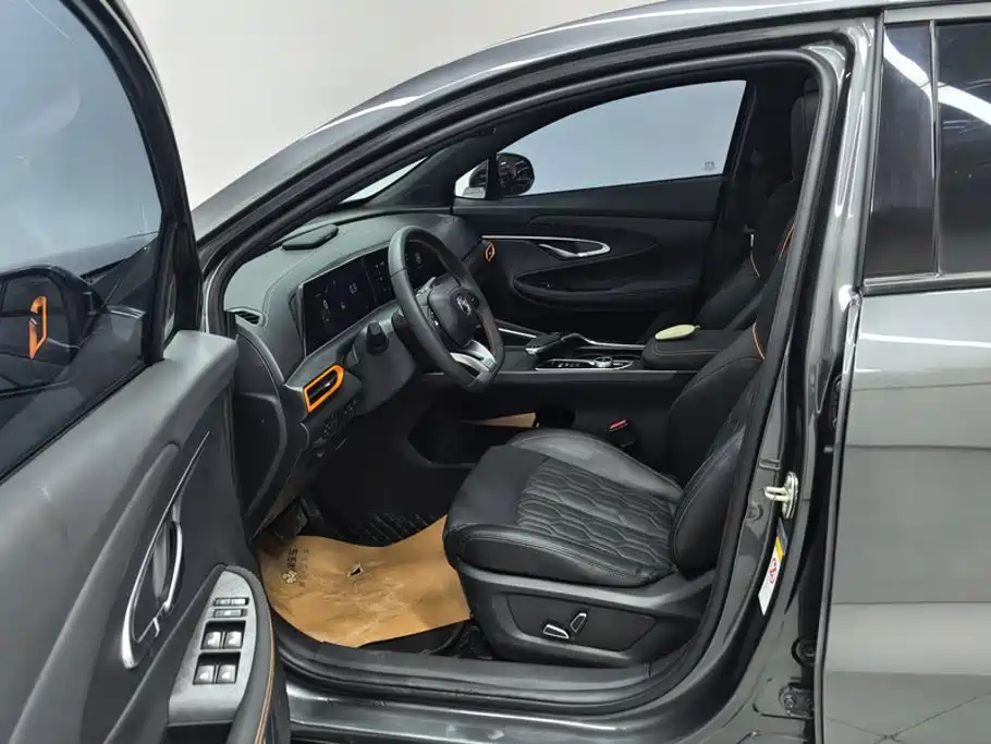 Changan UNI-T 2023 2022 1.5T Sport Premium