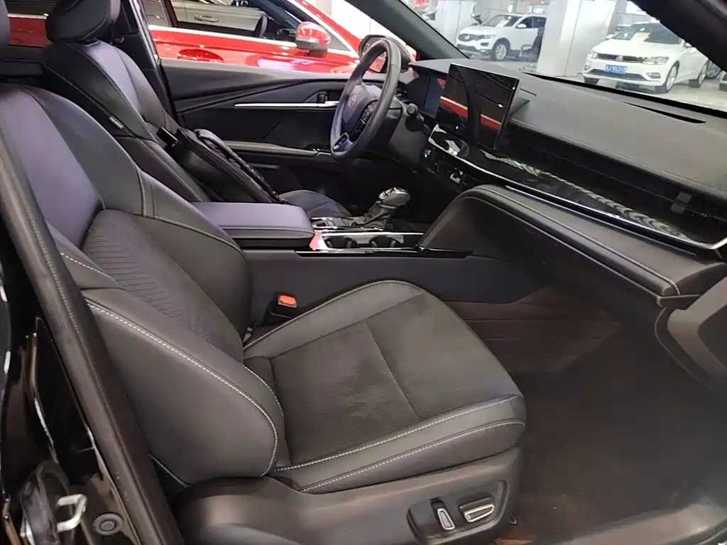 Toyota Camry 2025 2024 2.0S Sport Edition