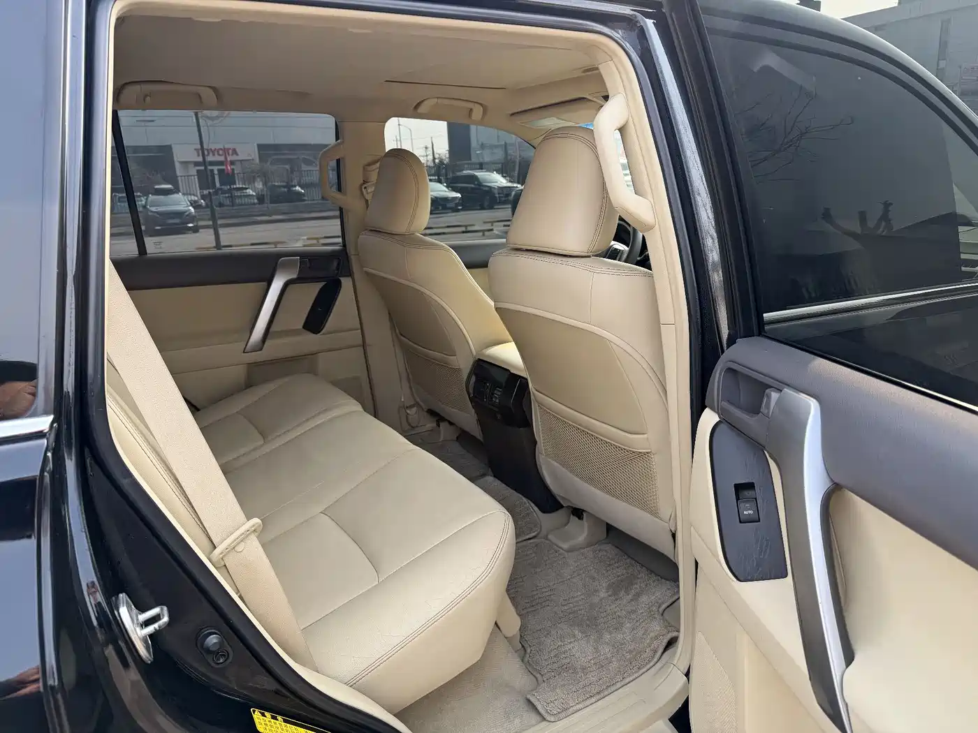Toyota Prado 2015 2.7L Automatic Standard фото 13