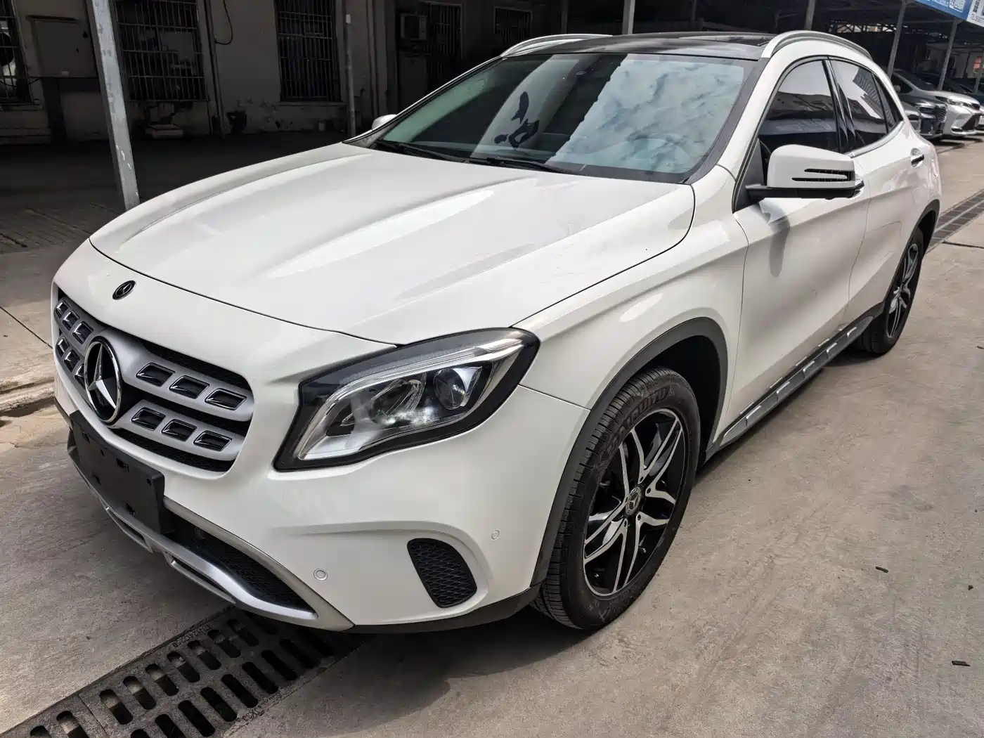 Mercedes-Benz GLA 2017 GLA 200 Fashion фото 3