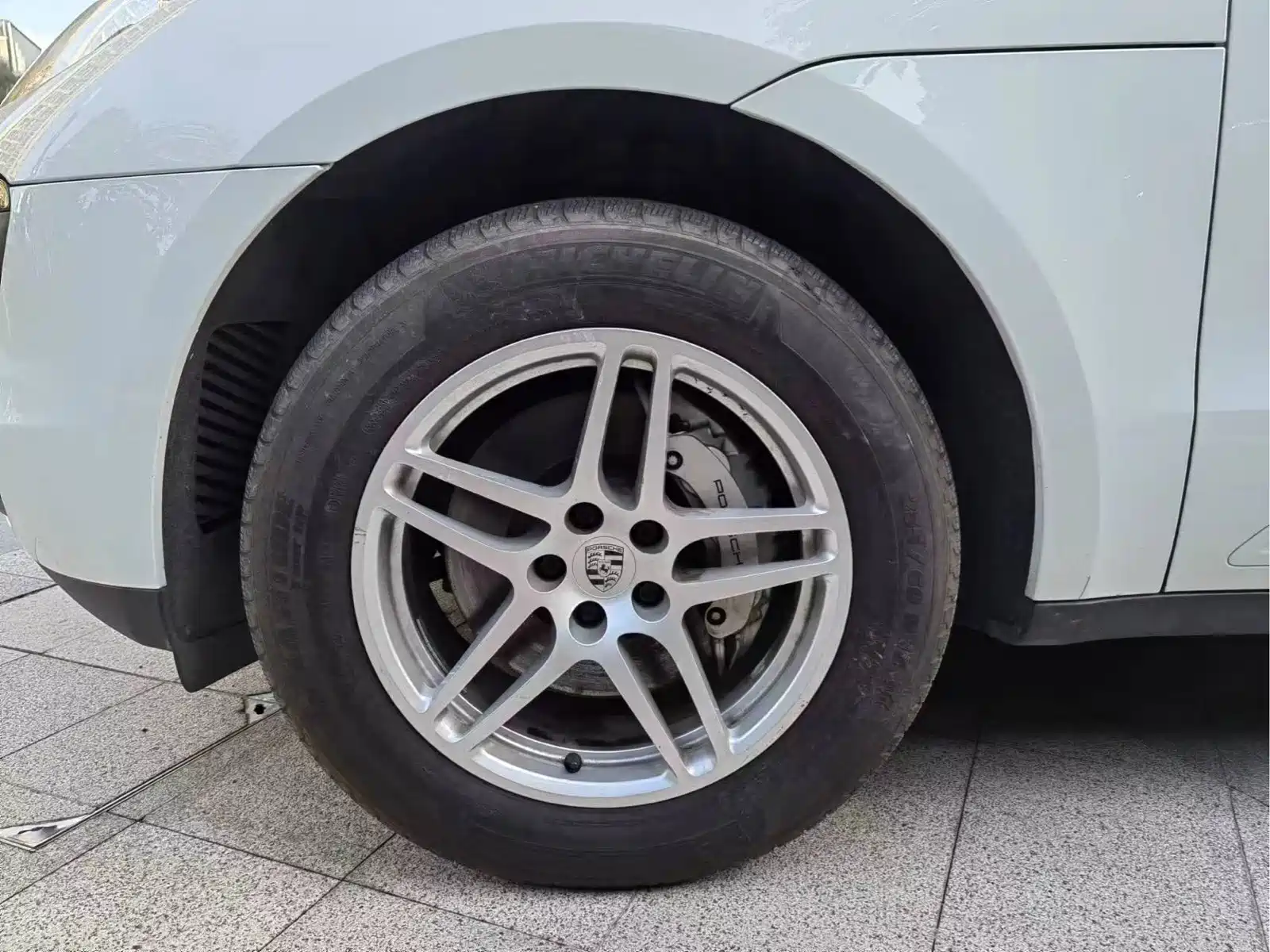 صورة 8 - Porsche Macan