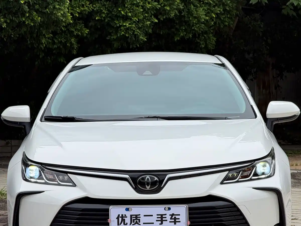 Toyota Corolla 2021 1.2T S-CVT Pioneer PLUS Edition фото 2