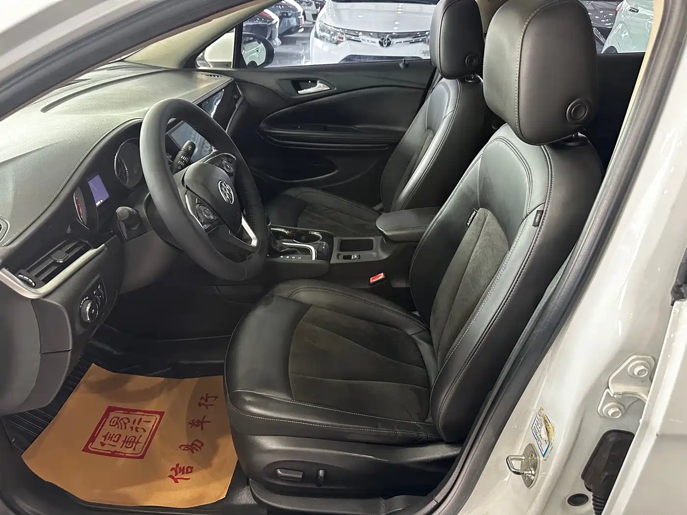 Buick Verano 2015 Sedan 20T Dual-clutch Elite фото 11