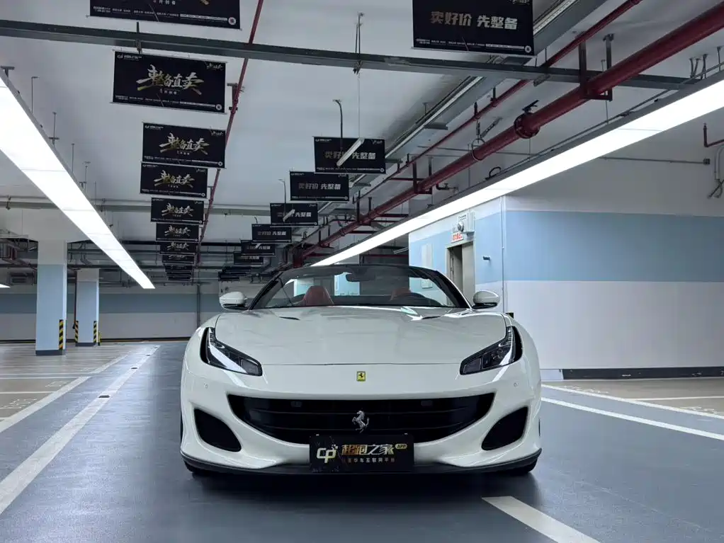 Ferrari Portofino 2019 2018 Model 3.9T