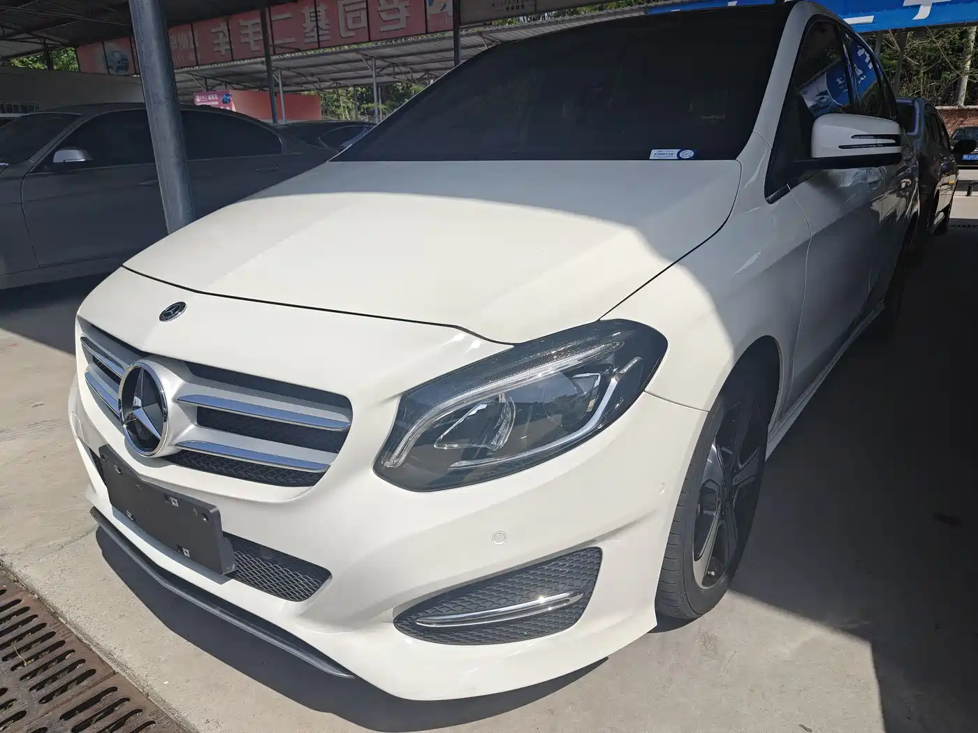 MERCEDES-BENZ CLASS B