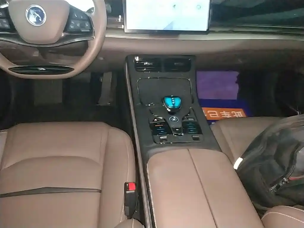 BYD Han 2023 DM-i Champion Edition 121KM Elite фото 14