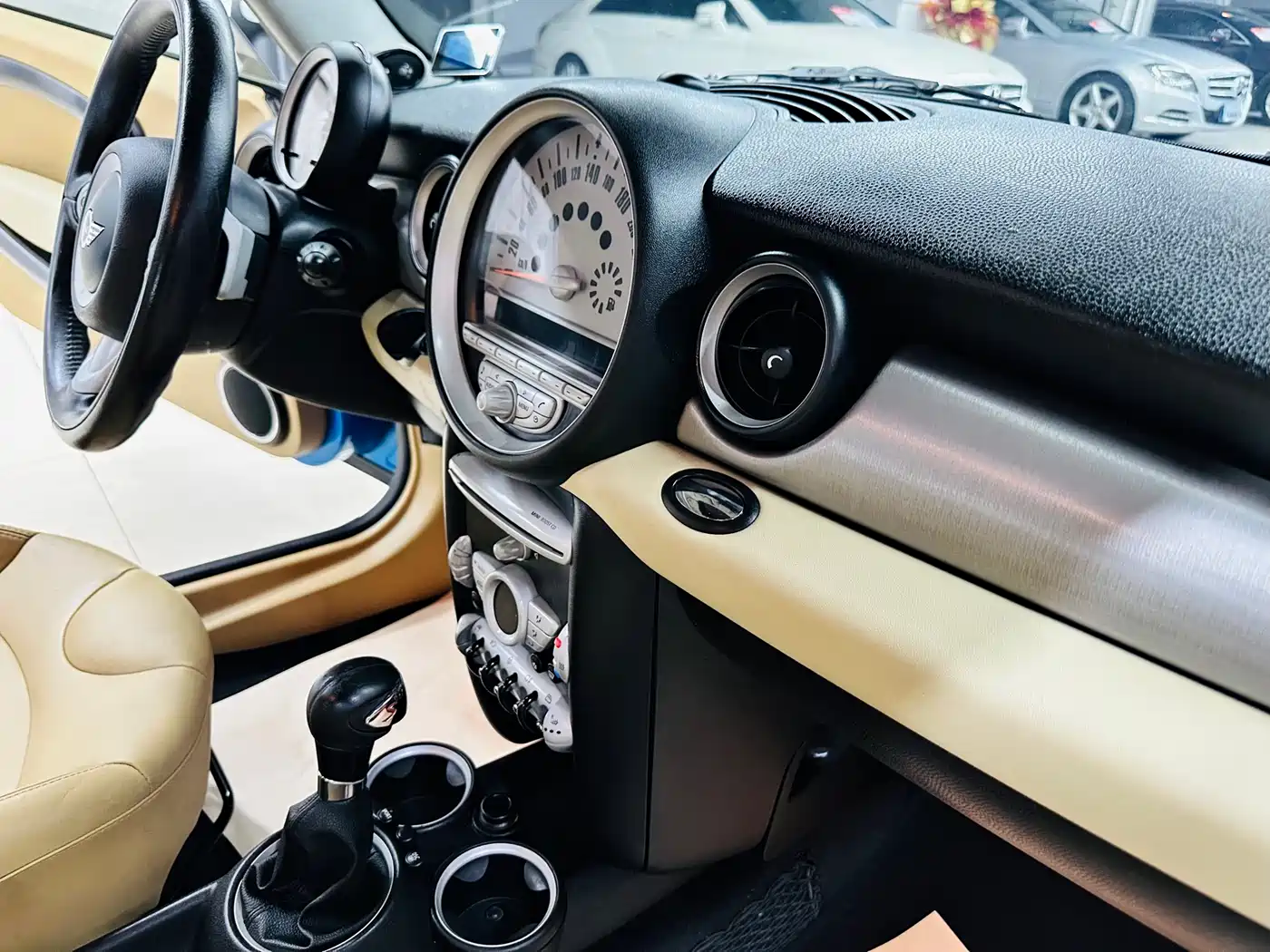 Фото 36 - MINI CLUBMAN