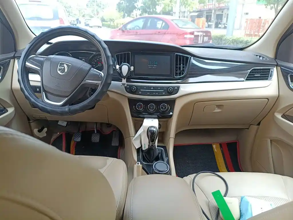 Baojun 730 2015 2016 1.5L Manual Comfort 7-seater China V