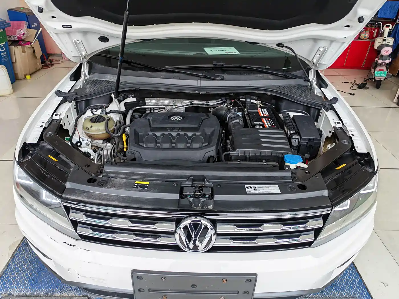 Volkswagen Tiguan L 2018 330TSI Automatic 2WD Luxury Edition фото 11