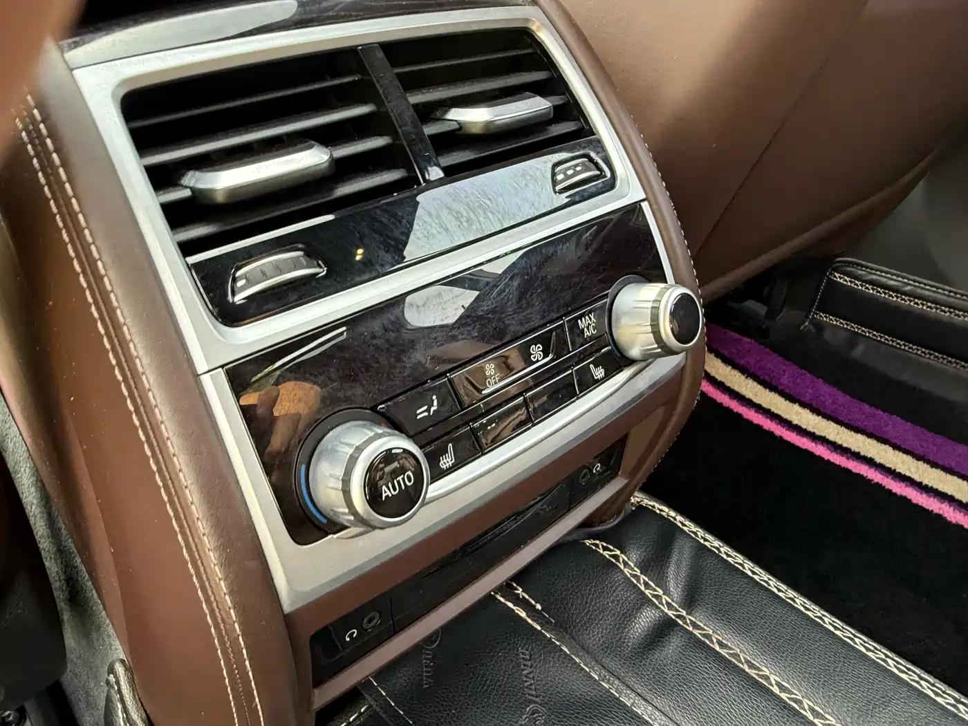 BMW 7 Series 2018 740Li Leading Type M Sport Package фото 18