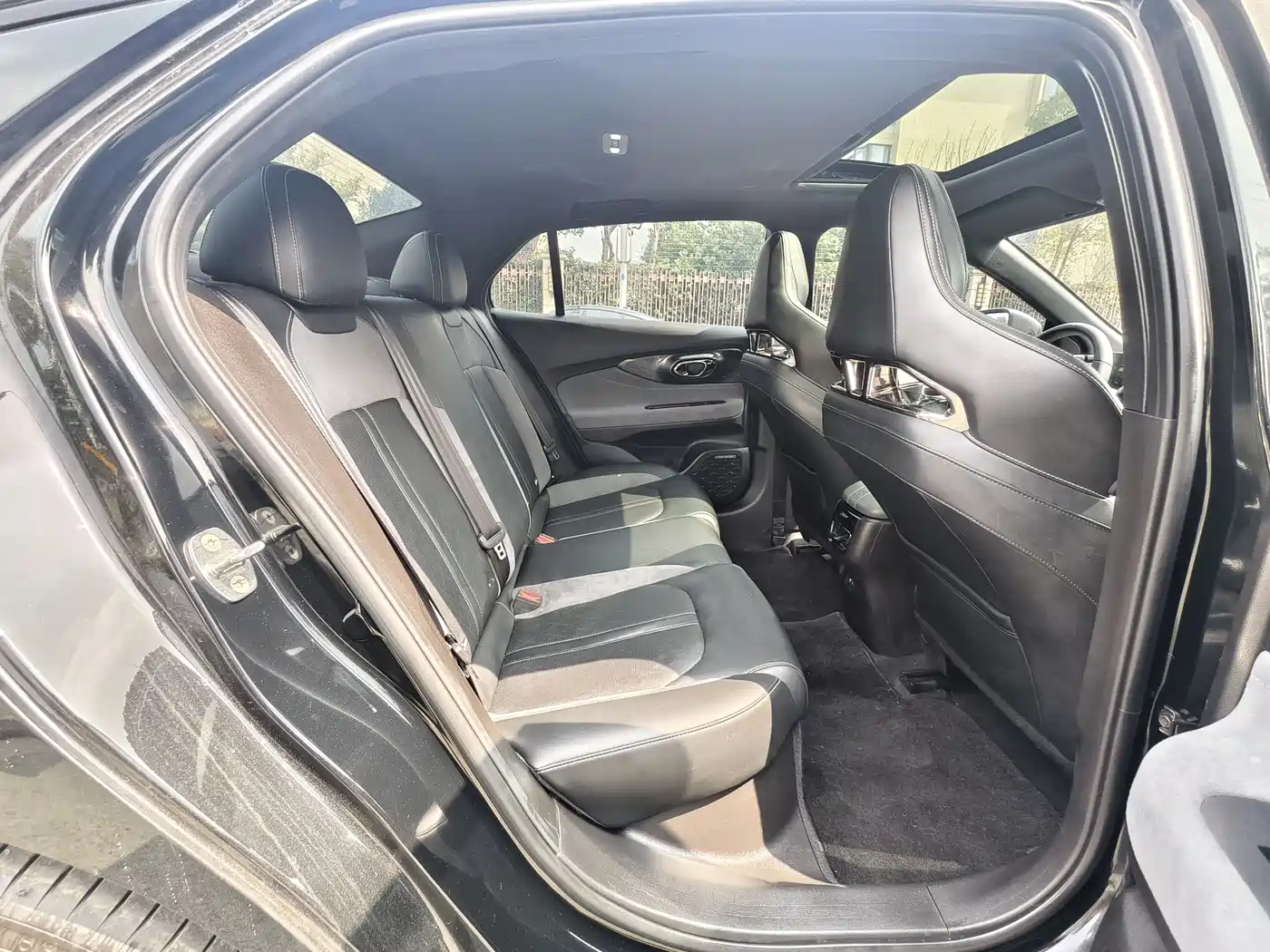 GAC Trumpchi Trumpchi Emkoo 2023 400T Automatic R PRO фото 12