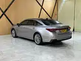 صورة 20 - Toyota Avalon