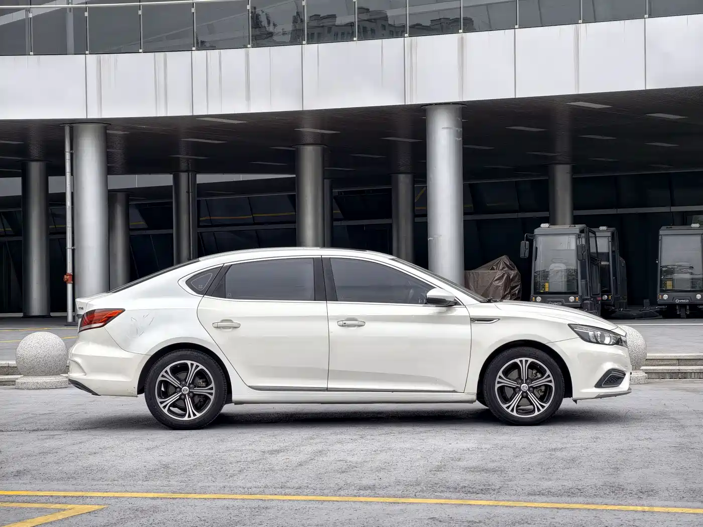 MG MG6 2018 2017 20T Automatic Luxury Smart Connect Version (China V)