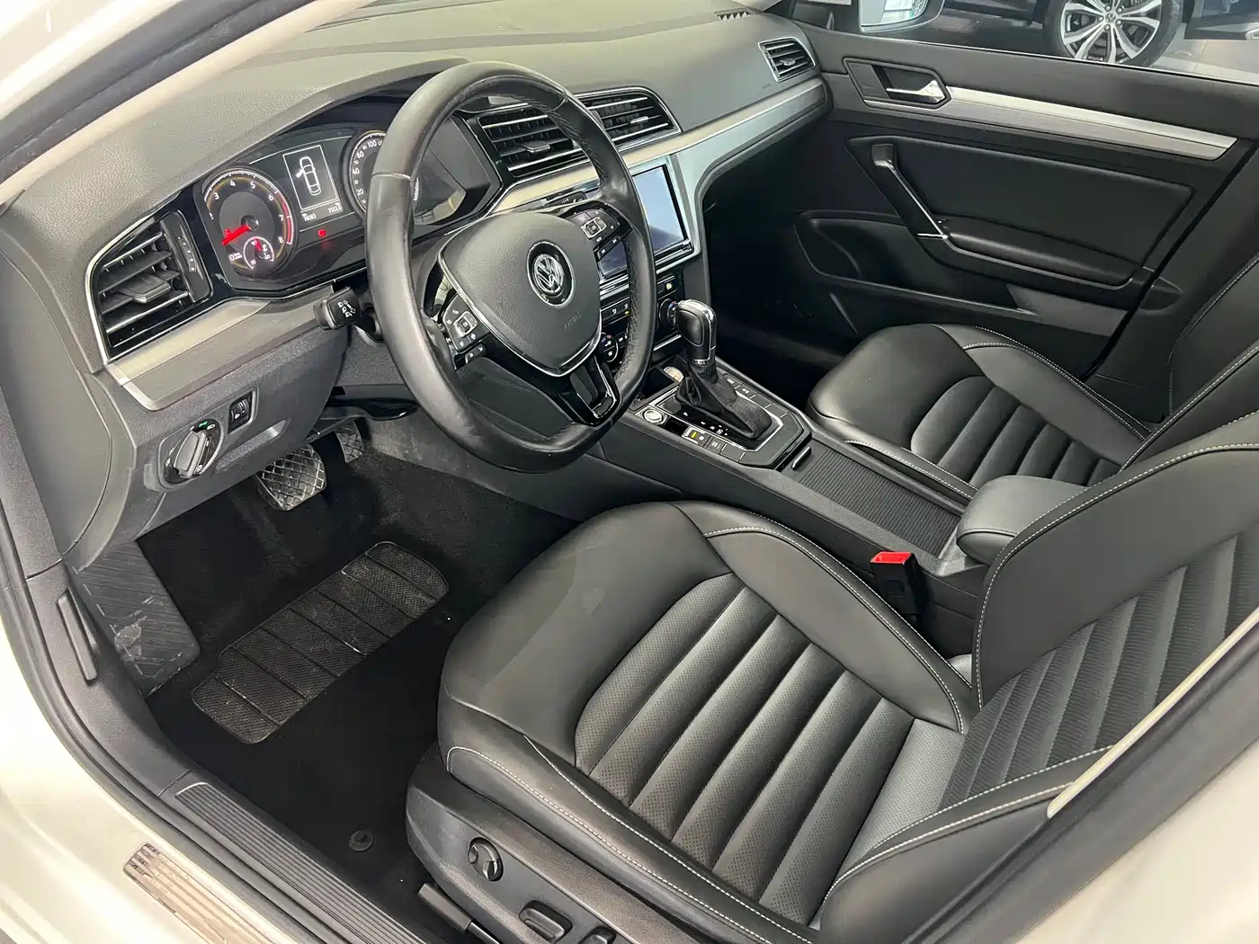 Volkswagen Lamando 2019 280TSI DSG Comfort Edition China VI фото 4