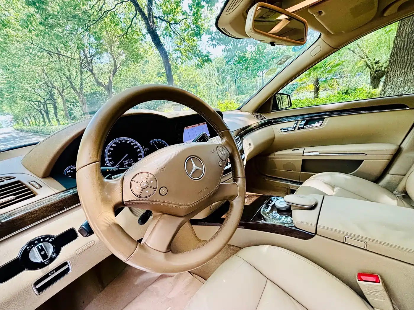 Mercedes-Benz S-Class 2012 S 300 L Business Grand Edition фото 4