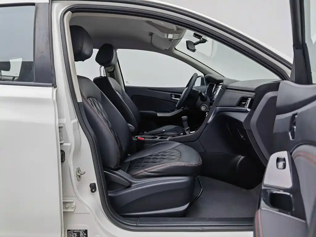Venucia T70 2018 2018 1.6L Manual Smart Fun Edition