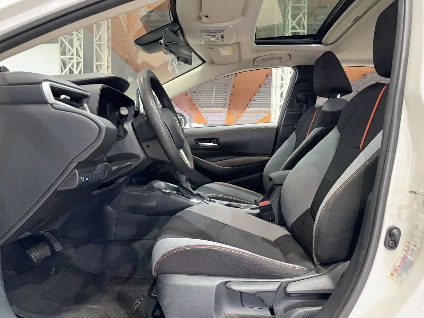 Toyota Corolla 2021 1.2T S-CVT Pioneer Edition фото 8