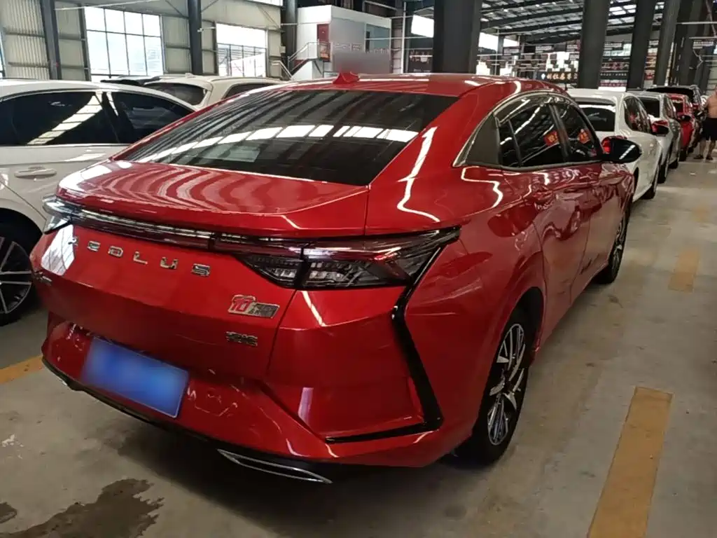 Dongfeng Aeolus Yixuan 2020 2020 230T Automatic Dazzle Edition