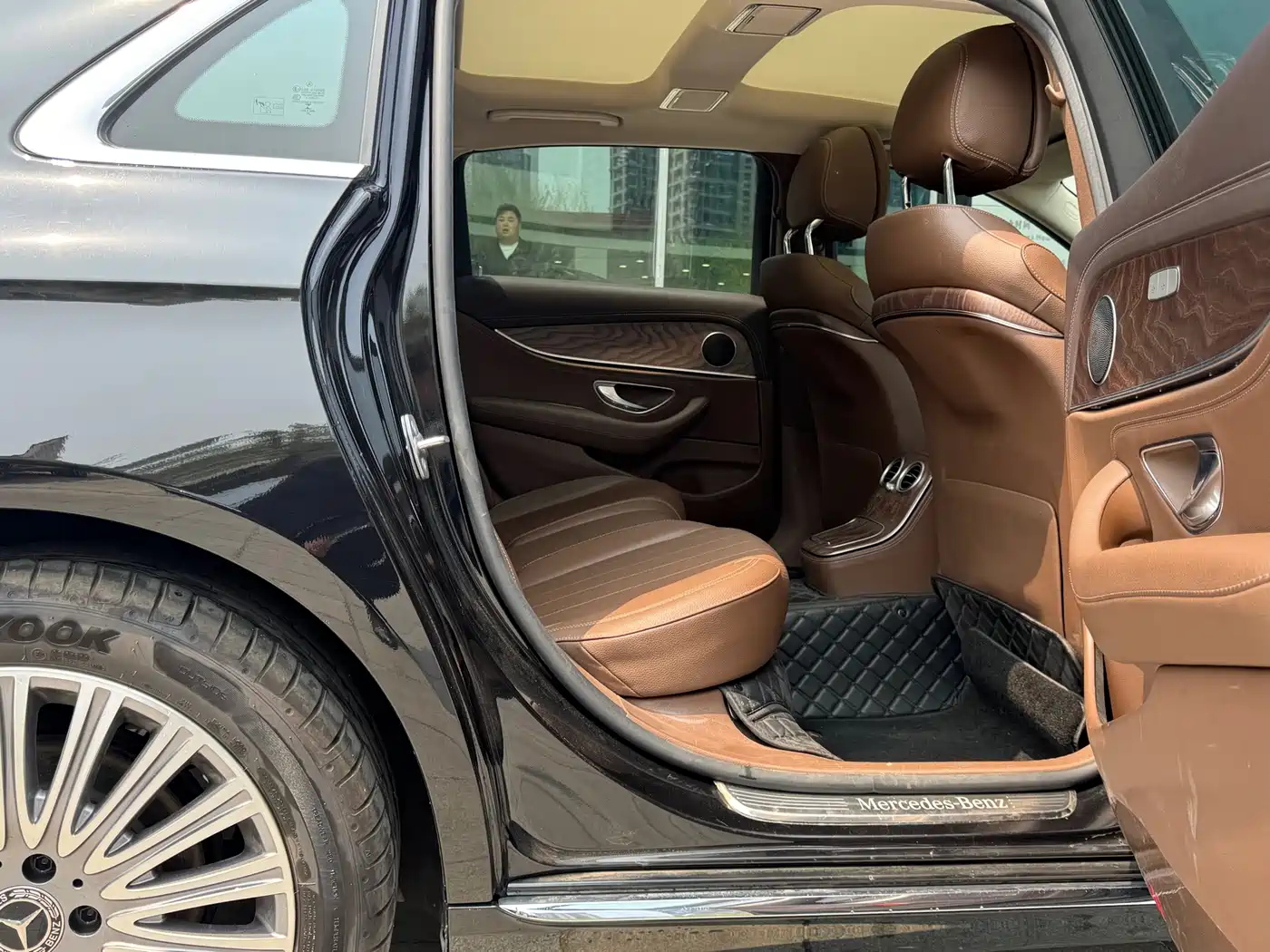 Mercedes-Benz E-Class 2021 E 300 L Fashion фото 6