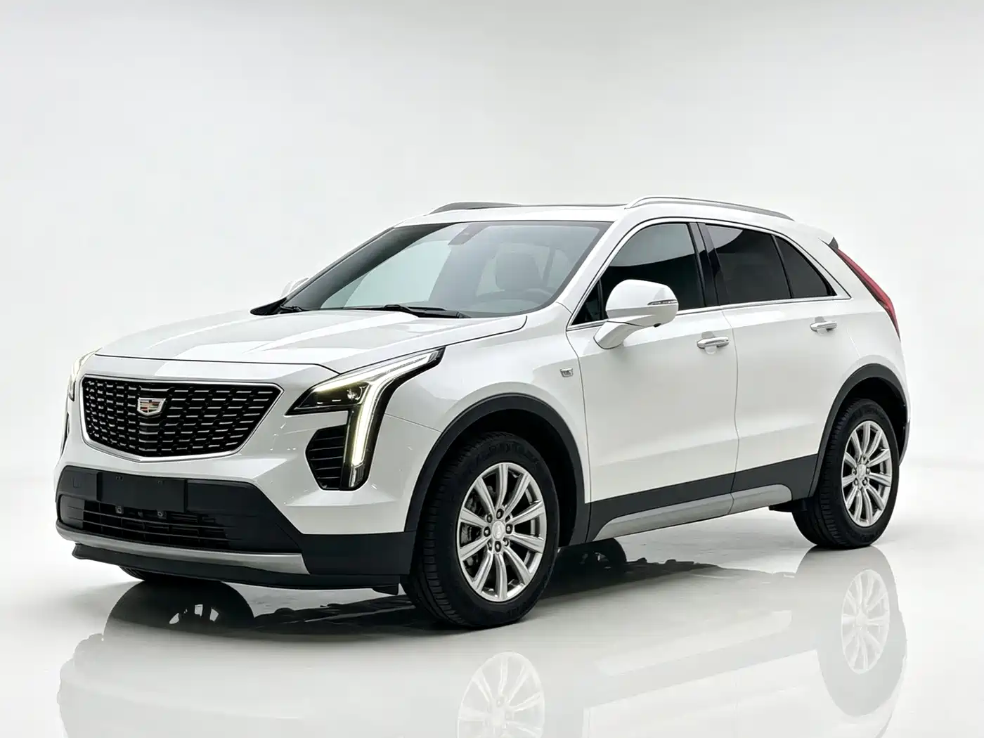 Фото 3 - Cadillac XT4