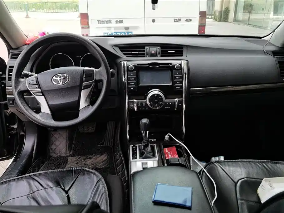 Toyota Reiz 2013 2.5S Elite Edition фото 12
