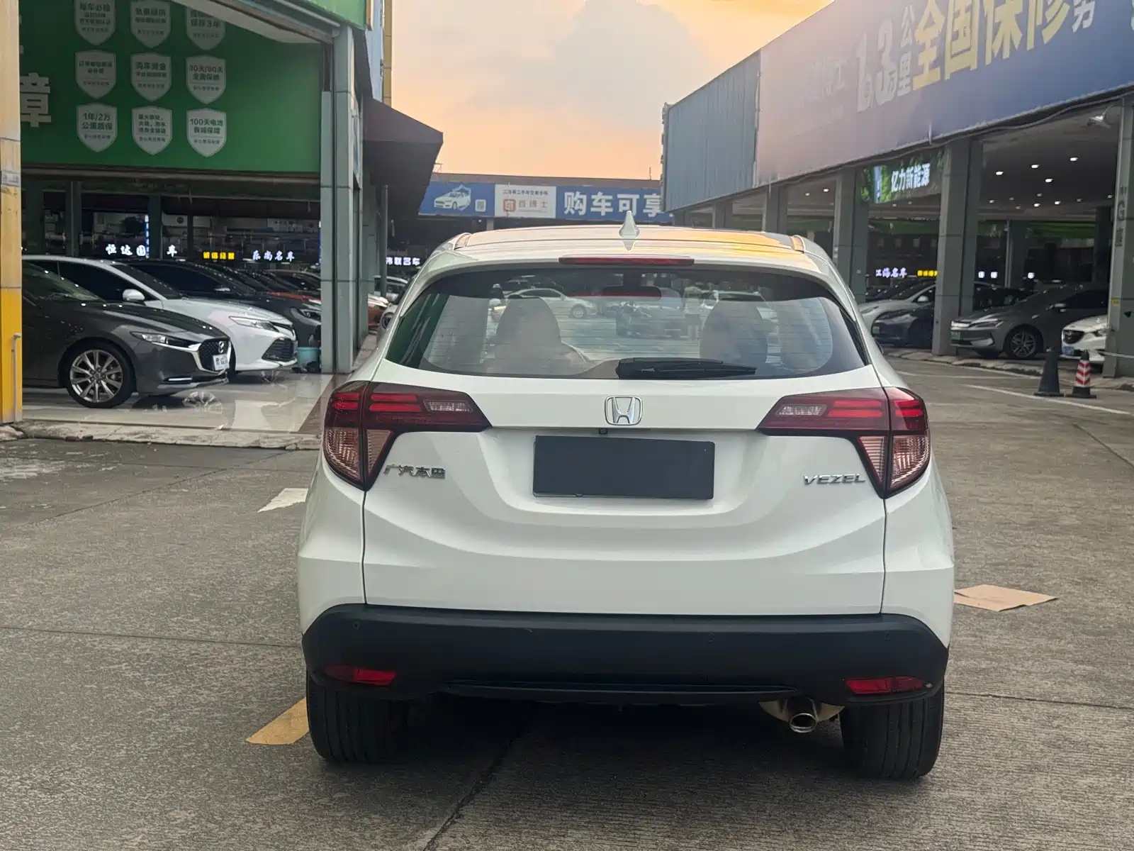 Photo 9 - Honda Vezel