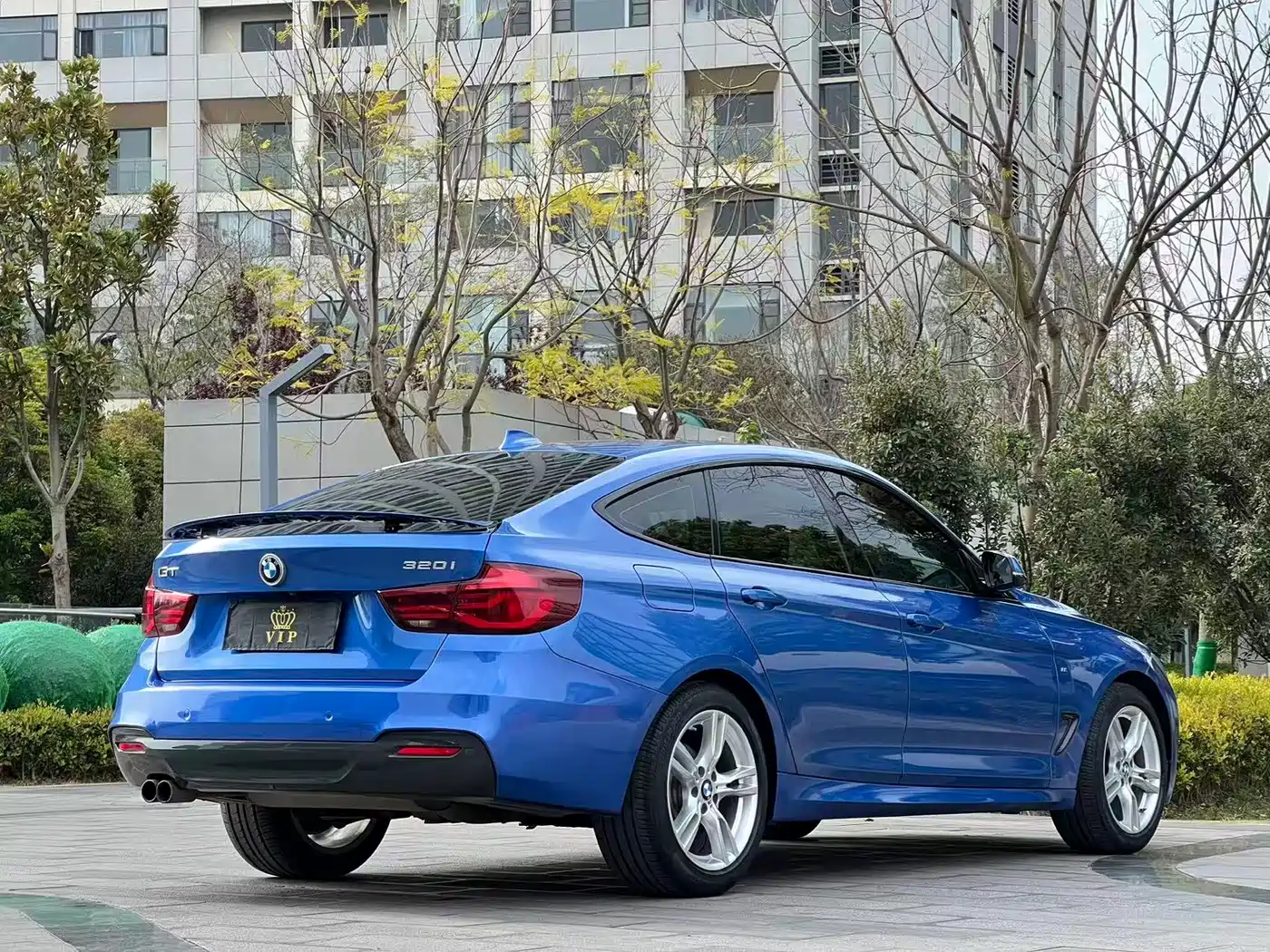 BMW 3 Series GT 2018 320i Fashion фото 4