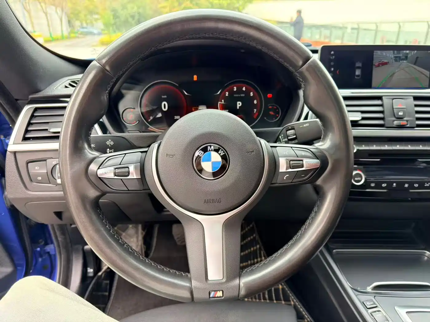 BMW 3 Series GT 2018 320i Fashion фото 14