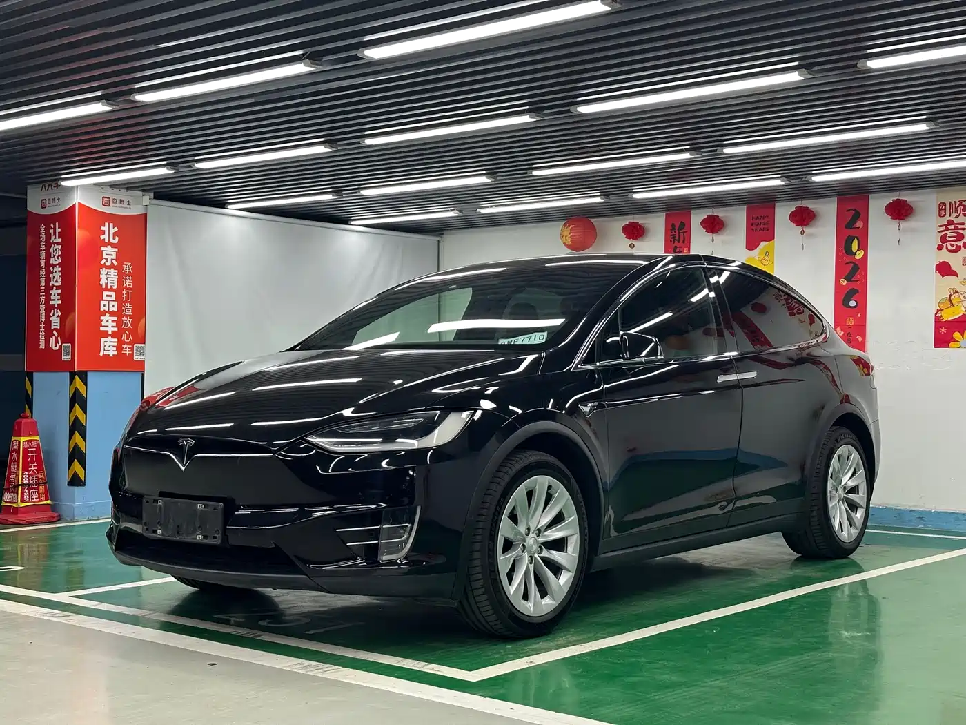 TESLA MODEL X