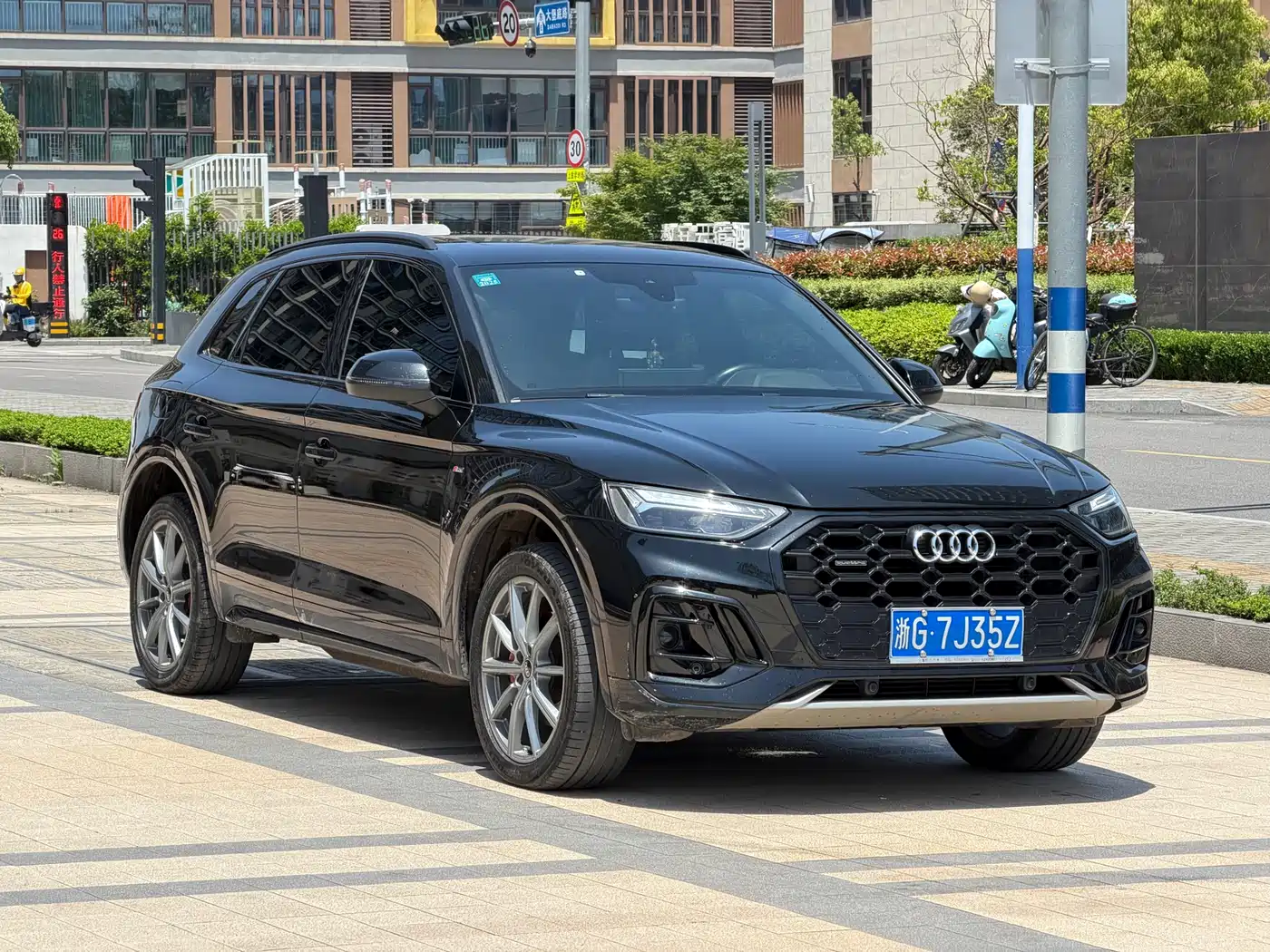 Audi Q5L 2022 40T RS Kit Racing Speed Edition фото 3