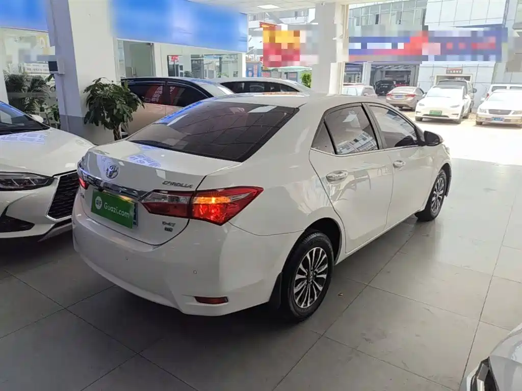 Toyota Corolla 2018 1.2T S-CVT GL Smart Edition фото 7