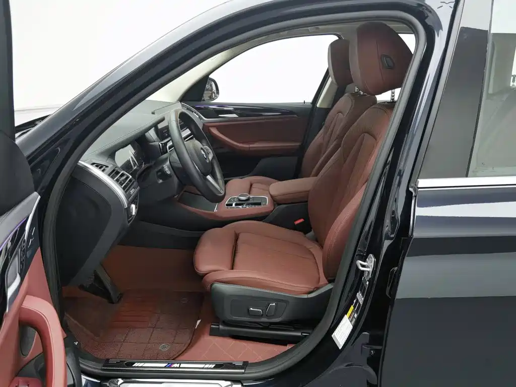 BMW iX3 2024 2024 Leading Edition