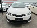 Фото 3 - Toyota Corolla