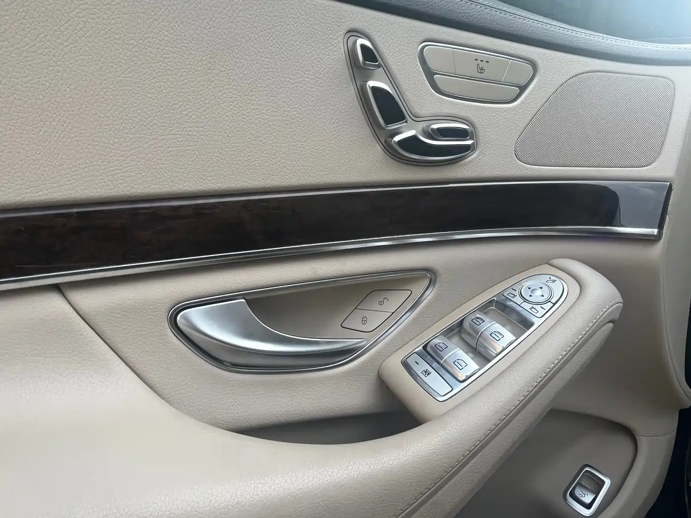 Mercedes-Benz S-Class 2014 S 320 L Business фото 17