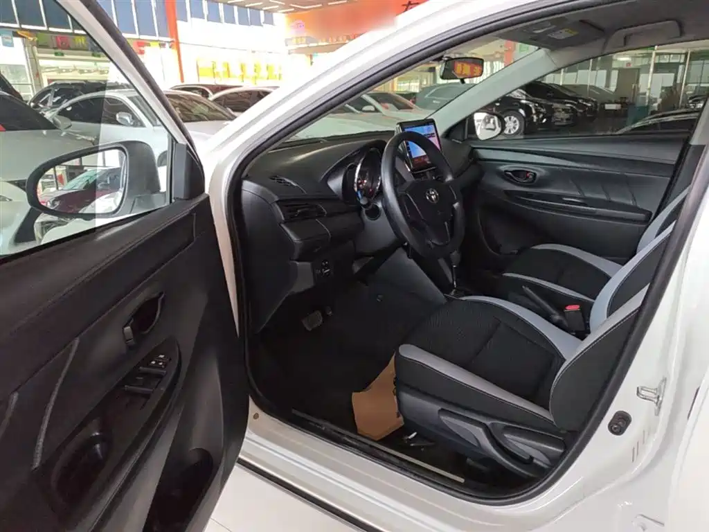 Toyota YARiS L Zhi Xuan 2021 Zhi Xuan X 1.5L CVT Leading Edition фото 16