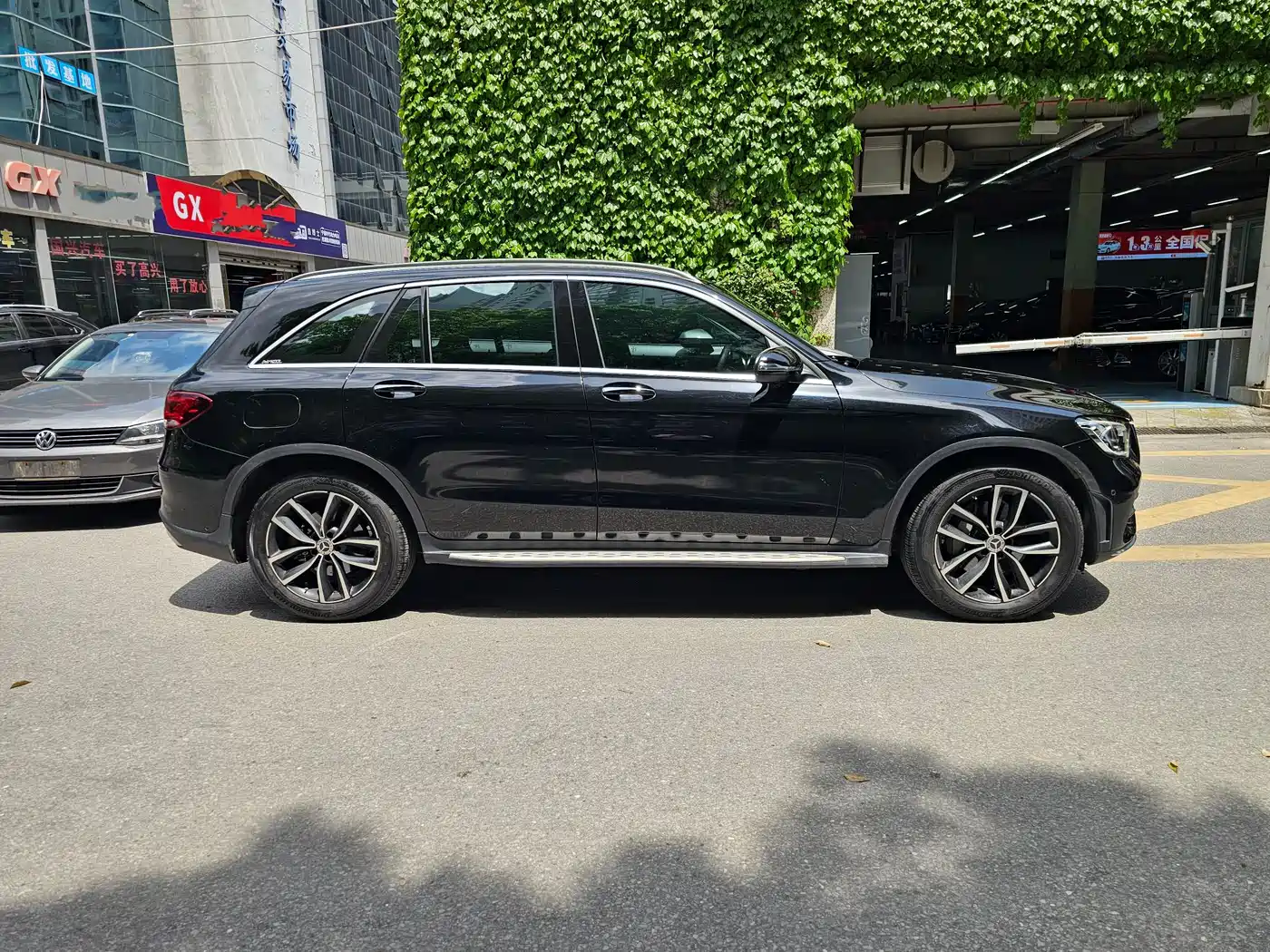 Mercedes-Benz GLC 2022 Facelift II GLC 260 L 4MATIC Luxury фото 4
