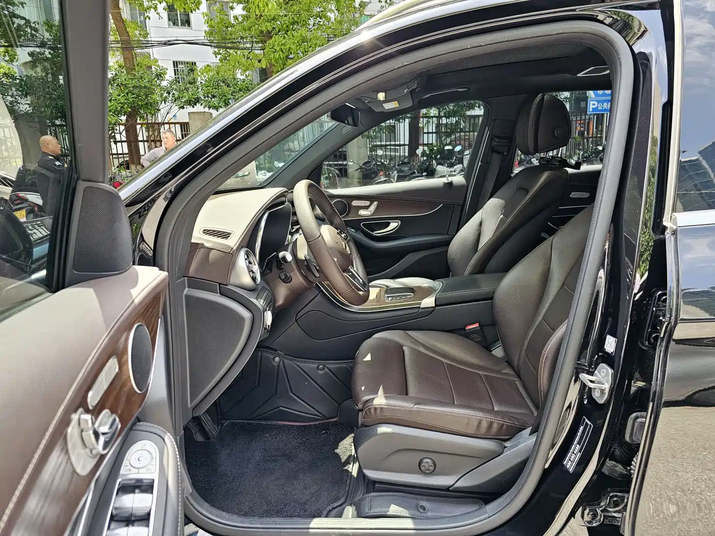 Mercedes-Benz GLC 2022 Facelift II GLC 260 L 4MATIC Luxury фото 8