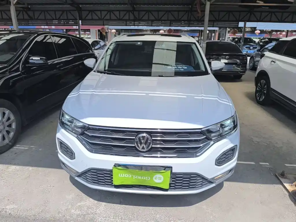 صورة 3 - Volkswagen T-ROC