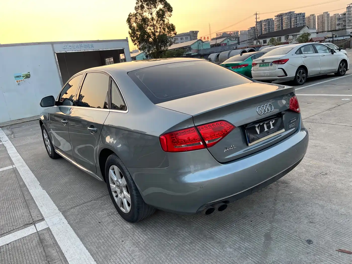 Audi A4L 2011 2011 2.0 TFSI Luxury