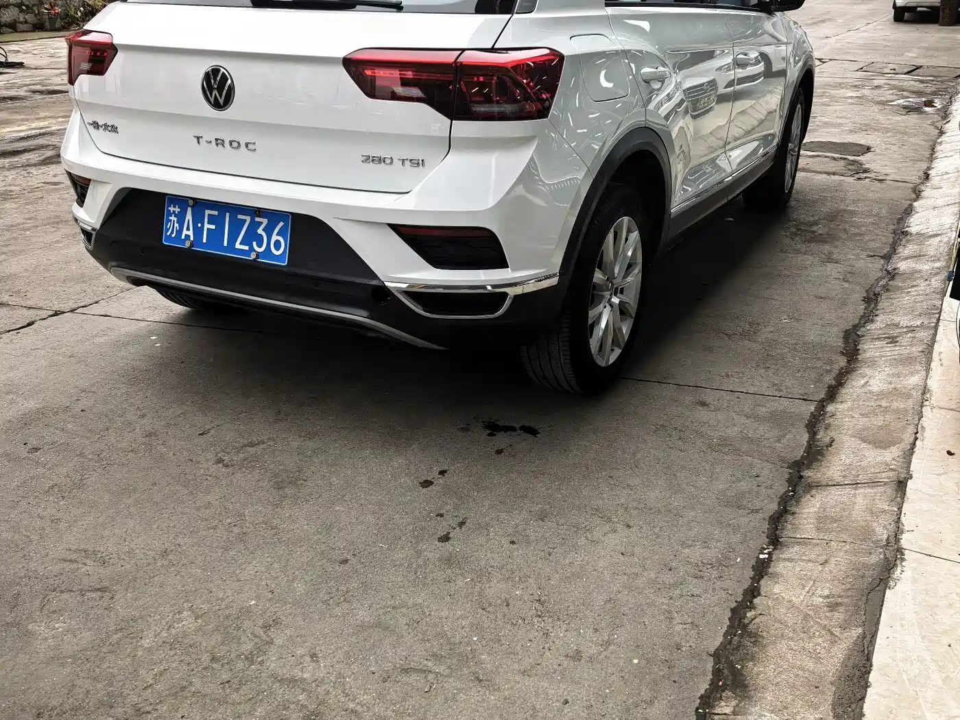 Volkswagen T-ROC 2023 280TSI DSG 2WD Time Edition фото 6