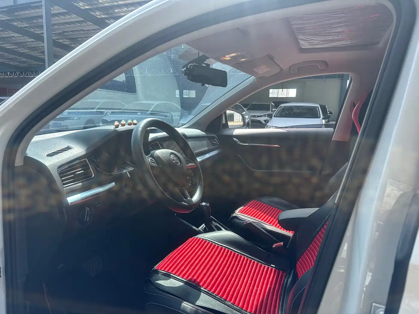 Škoda Kamiq 2024 Model 1.5L Automatic Comfort Edition фото 4