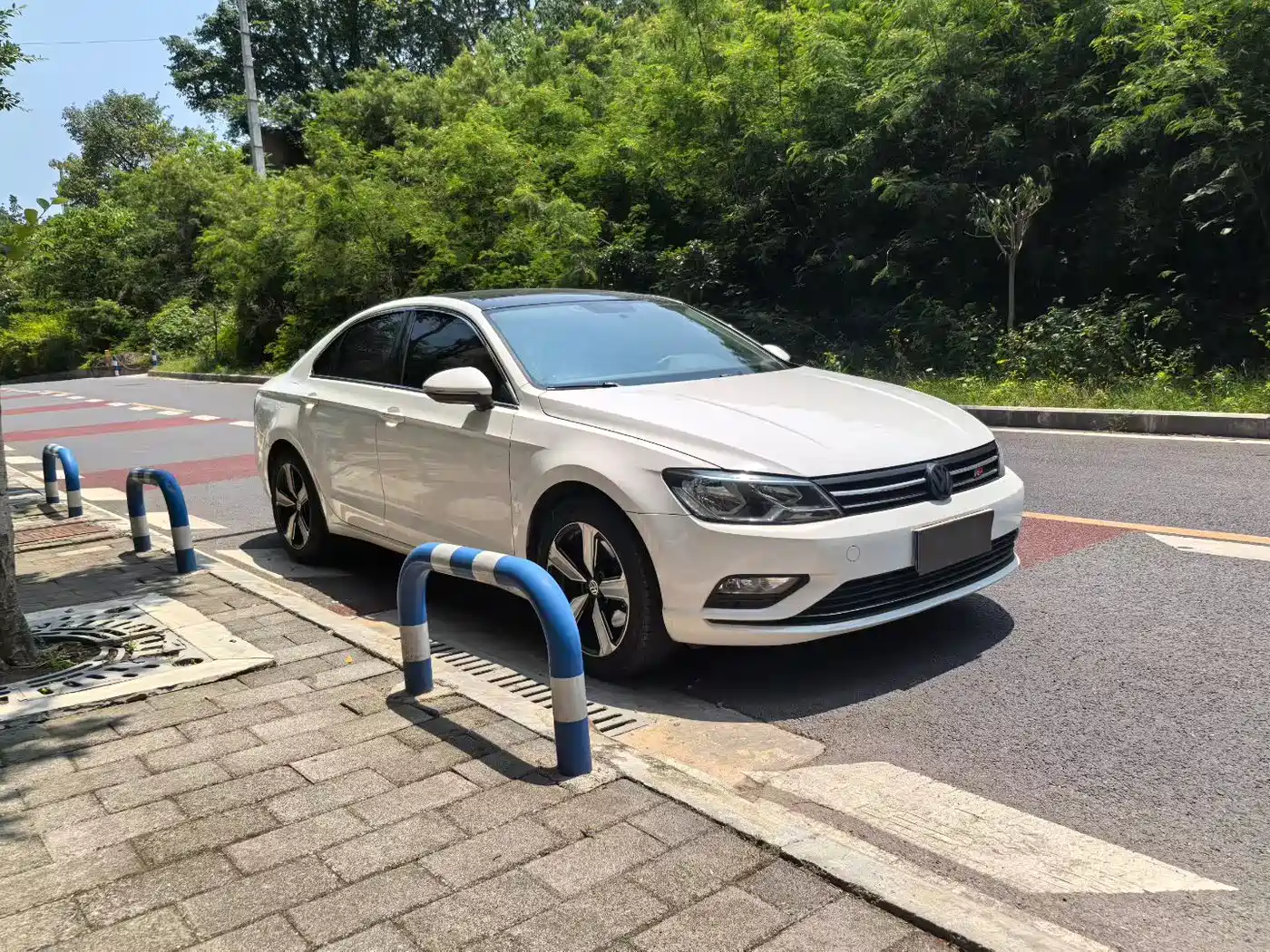 Volkswagen Lamando 2015 330TSI DSG Luxury Edition