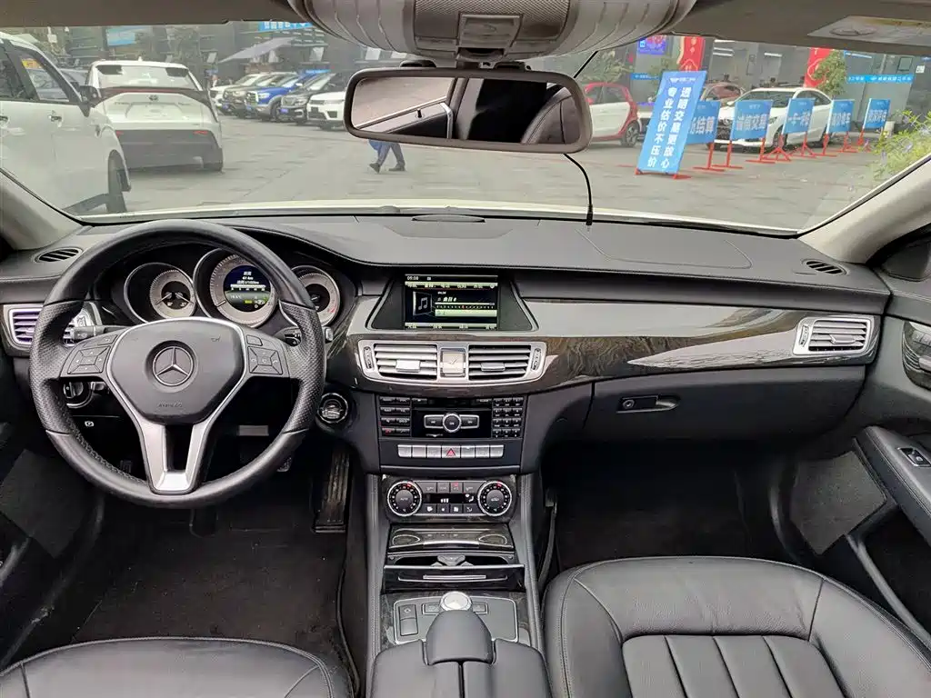 Mercedes-Benz CLS 2012 CLS 300 CGI фото 6