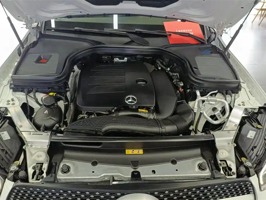 Mercedes-Benz GLC 2021 GLC 300 L 4MATIC Sporty фото 10