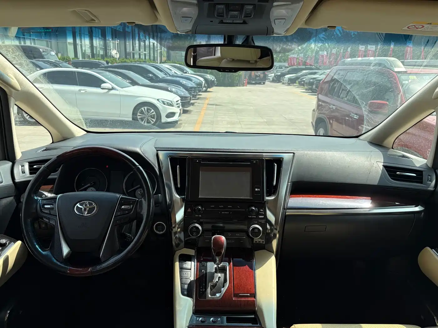 Toyota Alphard 2015 3.5L Luxury Edition фото 15