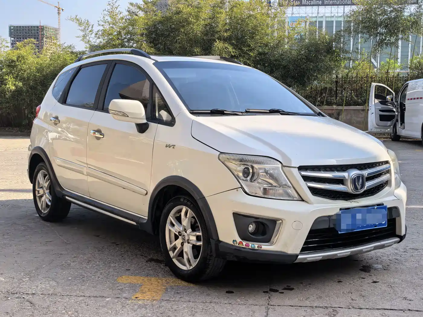 Changan CX20 2015 2014 1.4L IMT Sunroof Navigation China IV