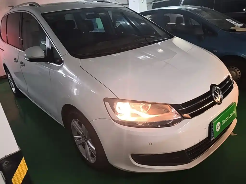 Volkswagen Sharan 2018 2018 380TSI Comfort 7-Seater