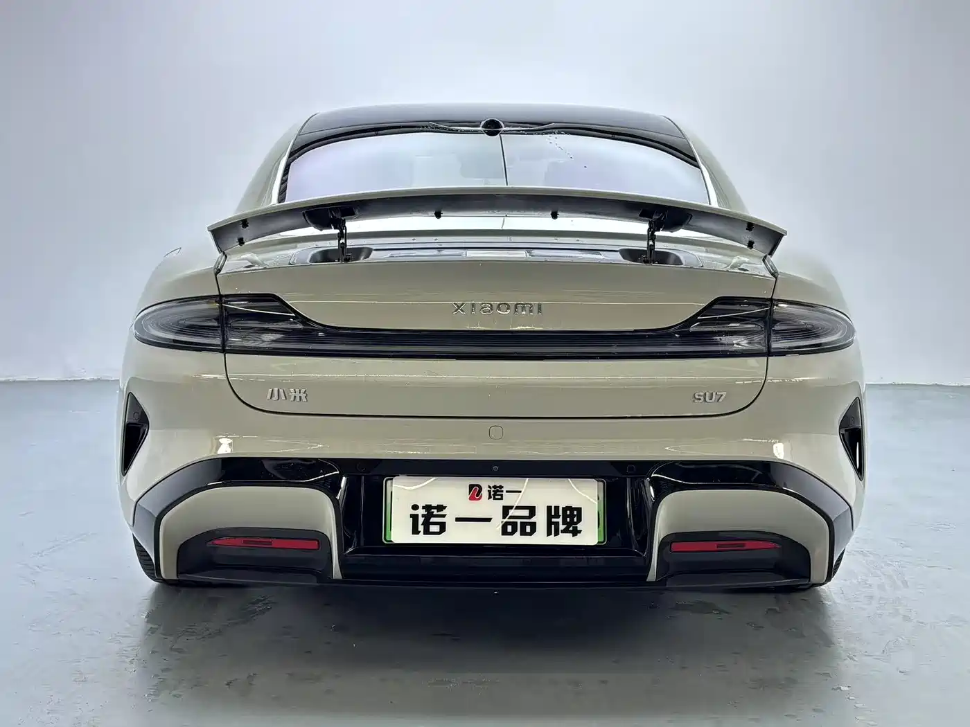 XIAOMI CAR XIAOMI SU7