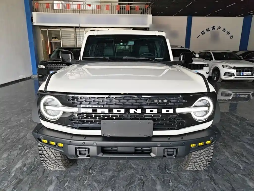 Ford Bronco 2026 2024 2.3T Badlands