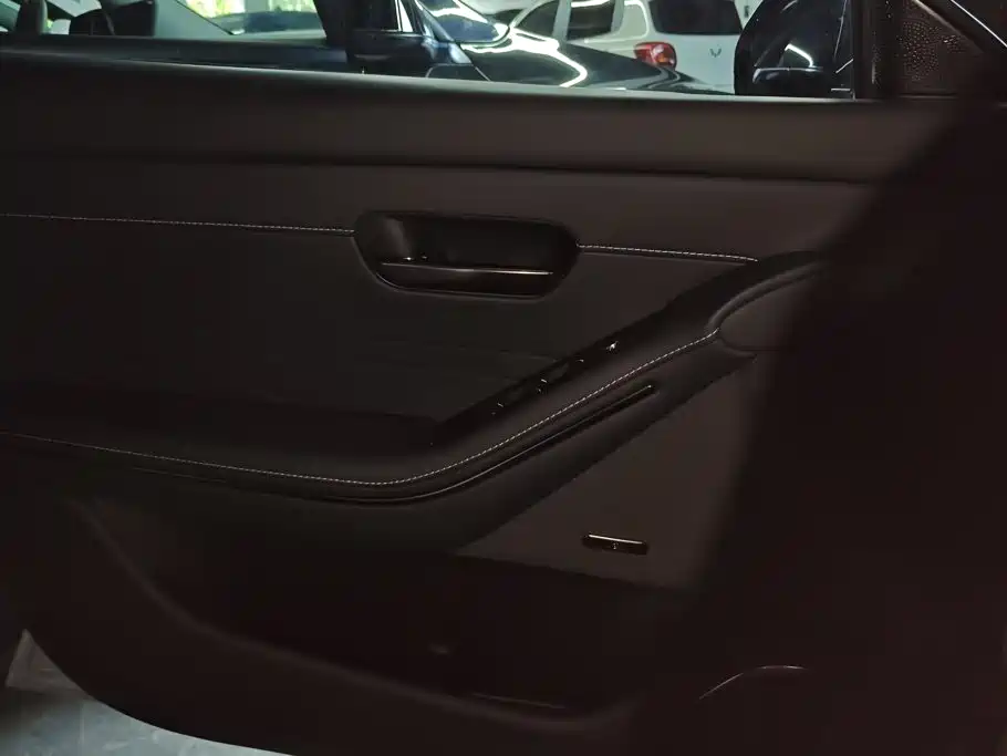 Baojun Enjoyment 2026 2025 PHEV 140km Chauffeur Edition